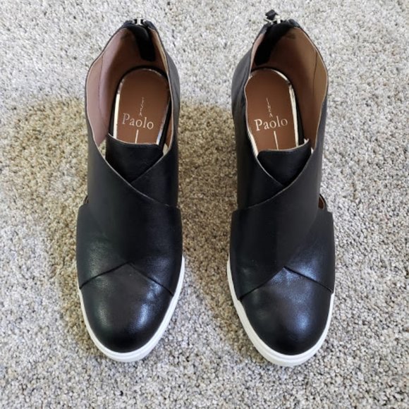 Linea Paolo Black Wedge with side cutout SZ 7M - Picture 2 of 7